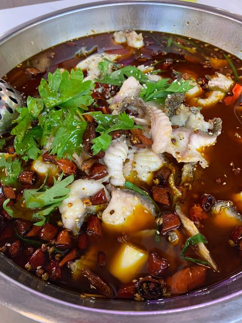 传奇湘菜神仙鱼,介绍湘菜大师的秘制烹饪窍门(传奇湘菜神仙鱼做法窍门) 传奇湘菜神仙鱼,介绍湘菜大师的秘制烹饪窍门(传奇湘菜神仙鱼做法窍门) 饮食拾萃