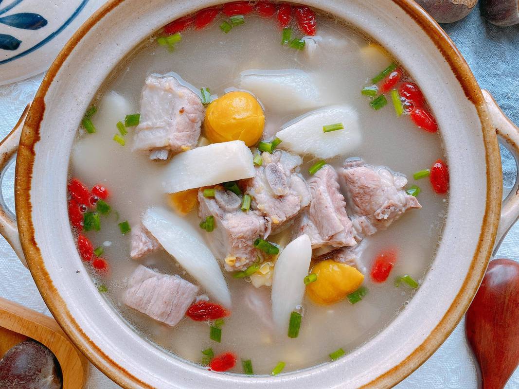 品味湘菜经典_排骨炖淮山，探寻地方美食的传承与创新(排骨炖淮山湘菜图片) 品味湘菜经典_排骨炖淮山，探寻地方美食的传承与创新(排骨炖淮山湘菜图片) 饮食拾萃