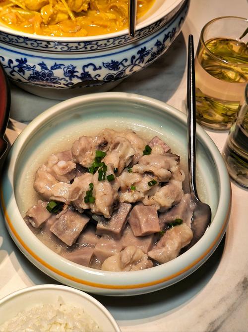 天国湘菜酒楼,张黄源的匠心独运，让湘菜飘香四方(天国湘菜酒楼张黄源) 天国湘菜酒楼,张黄源的匠心独运，让湘菜飘香四方(天国湘菜酒楼张黄源) 饮食拾萃