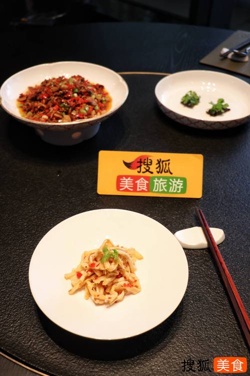 探寻广州湘菜厨师群的神秘面纱,湘菜美食背后的江湖传奇(谁有广州湘菜厨师群号) 探寻广州湘菜厨师群的神秘面纱,湘菜美食背后的江湖传奇(谁有广州湘菜厨师群号) 饮食拾萃