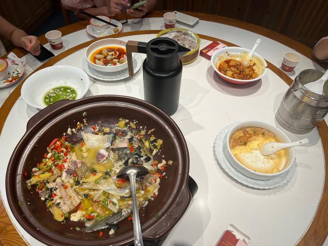 探寻深圳湘菜馆,辣味与文化的交融之旅(到深圳吃湘菜馆) 探寻深圳湘菜馆,辣味与文化的交融之旅(到深圳吃湘菜馆) 饮食拾萃