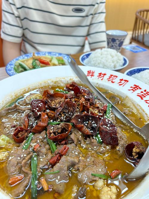 探寻湘菜经典_水煮牛肉白豆腐的独特魅力(水煮牛肉白豆腐湘菜做法) 探寻湘菜经典_水煮牛肉白豆腐的独特魅力(水煮牛肉白豆腐湘菜做法) 饮食拾萃