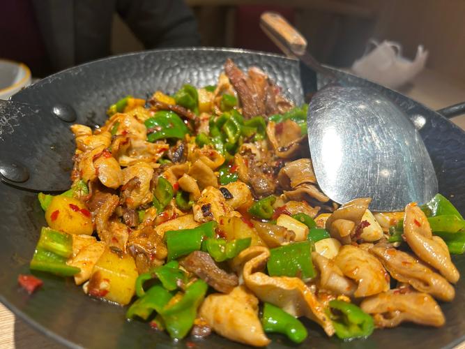 探寻湘菜肥肠在昆明的独特风味_湘菜肥肠昆明哪家店最正宗(湘菜肥肠昆明哪里有) 探寻湘菜肥肠在昆明的独特风味_湘菜肥肠昆明哪家店最正宗(湘菜肥肠昆明哪里有) 饮食拾萃