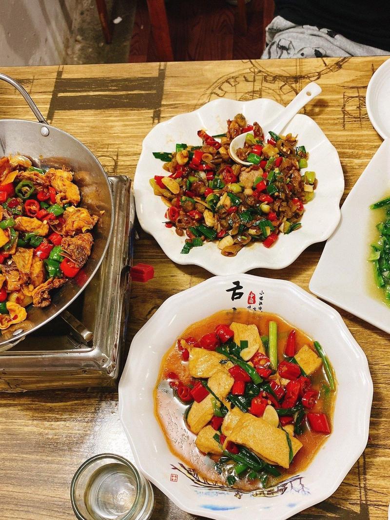 教育路湘菜馆,探寻长沙美食的源头之地(教育路湘菜馆在哪) 教育路湘菜馆,探寻长沙美食的源头之地(教育路湘菜馆在哪) 饮食拾萃