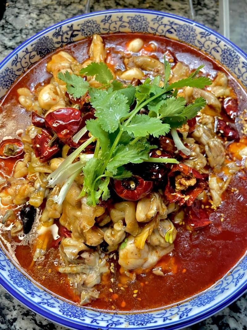 水煮香辣牛蛙湘菜,舌尖上的湘味风情(水煮香辣牛蛙湘菜图片) 水煮香辣牛蛙湘菜,舌尖上的湘味风情(水煮香辣牛蛙湘菜图片) 饮食拾萃