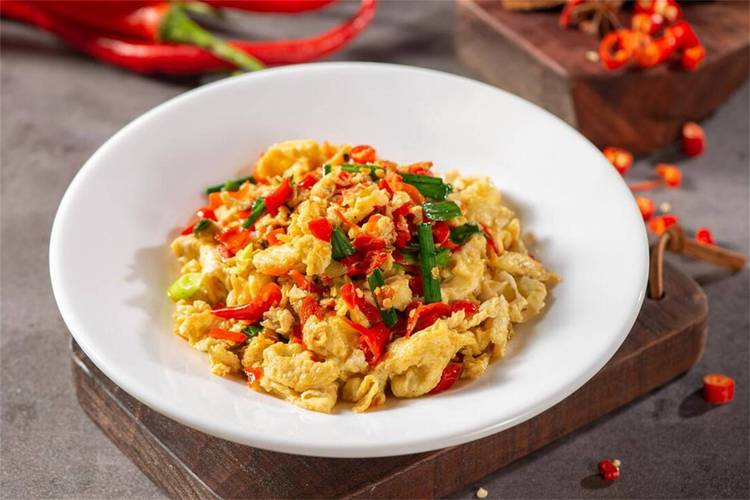 湖南湘菜炒鸡蛋,传统与创新交融的美食佳肴(湖南湘菜炒鸡蛋叫什么) 湖南湘菜炒鸡蛋,传统与创新交融的美食佳肴(湖南湘菜炒鸡蛋叫什么) 饮食拾萃