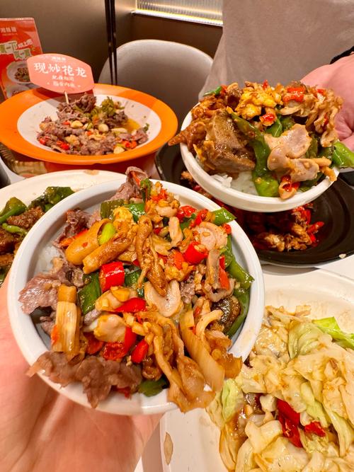 湖南湘菜突破瓶颈,传承与创新并行，引领美食新潮流(湖南湘菜怎么突破瓶颈期) 湖南湘菜突破瓶颈,传承与创新并行，引领美食新潮流(湖南湘菜怎么突破瓶颈期) 饮食拾萃
