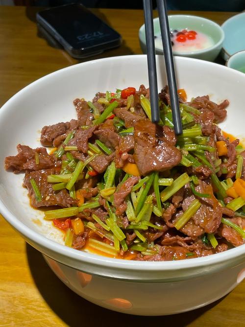 湘味浓烈，小炒牛肉,介绍湘菜的代表之作(小炒牛肉是湘菜吗吗) 湘味浓烈，小炒牛肉,介绍湘菜的代表之作(小炒牛肉是湘菜吗吗) 饮食拾萃