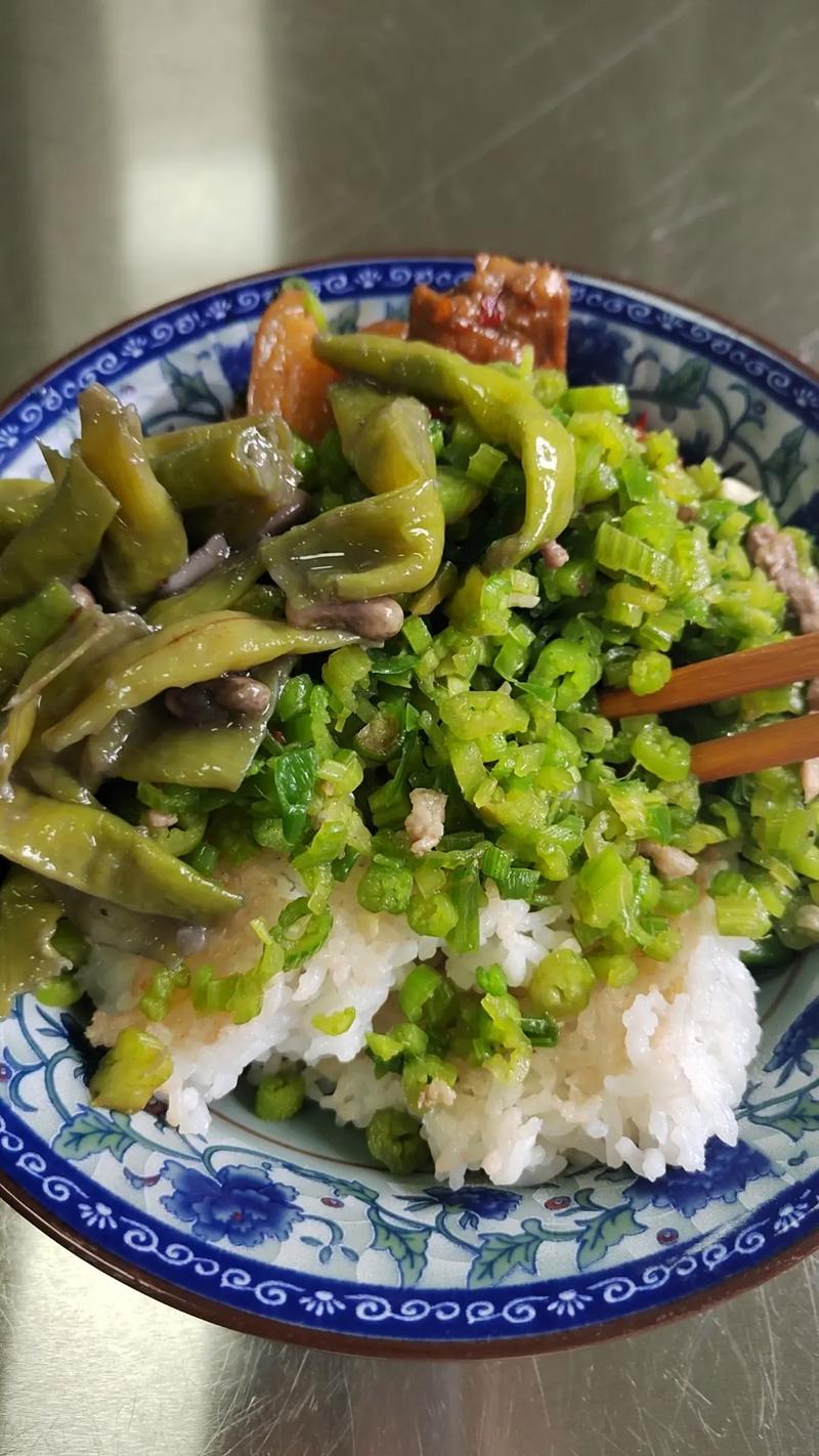湘菜之魂,最朴实的家常味道，传承与创新交织(最朴实的湘菜做法图片) 湘菜之魂,最朴实的家常味道，传承与创新交织(最朴实的湘菜做法图片) 饮食拾萃