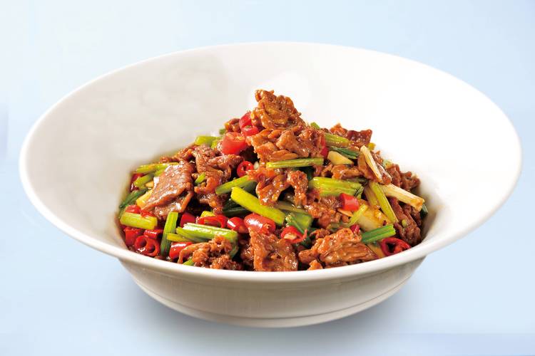湘菜十八秒小炒黄牛肉,舌尖上的速度与激情(湘菜十八秒小炒黄牛肉) 湘菜十八秒小炒黄牛肉,舌尖上的速度与激情(湘菜十八秒小炒黄牛肉) 饮食拾萃