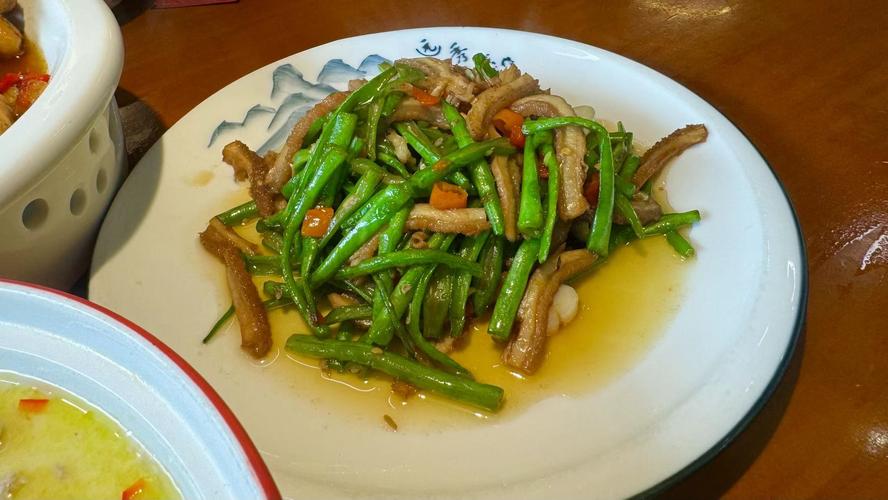 湘菜厨师,传承与创新，探寻职业发展的新篇章(湘菜厨师有发展吗最近) 湘菜厨师,传承与创新，探寻职业发展的新篇章(湘菜厨师有发展吗最近) 饮食拾萃