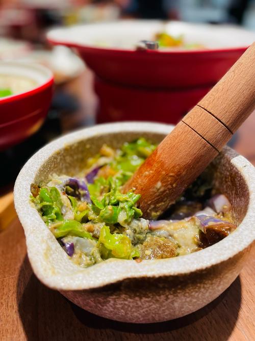 湘菜大厨秘传熬酱料技艺,匠心独运，香飘万里(湘菜大厨熬酱料的方法) 湘菜大厨秘传熬酱料技艺,匠心独运，香飘万里(湘菜大厨熬酱料的方法) 饮食拾萃
