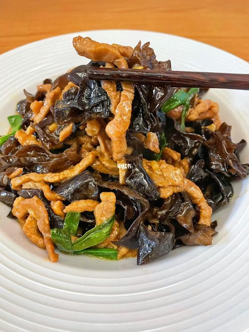 湘菜木耳丝炒肉,品味传统湘味，介绍健康饮食新境界(湘菜木耳丝炒肉图片) 湘菜木耳丝炒肉,品味传统湘味，介绍健康饮食新境界(湘菜木耳丝炒肉图片) 饮食拾萃