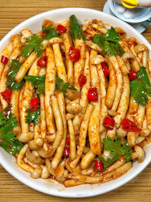 湘菜海鲜菇,鲜美诱人的美食之旅(湘菜海鲜菇做法视频大全) 湘菜海鲜菇,鲜美诱人的美食之旅(湘菜海鲜菇做法视频大全) 饮食拾萃