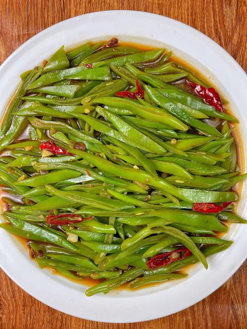 湘菜炒豆角丝,美味与营养的完美融合(湘菜怎样炒豆角丝好吃) 湘菜炒豆角丝,美味与营养的完美融合(湘菜怎样炒豆角丝好吃) 饮食拾萃