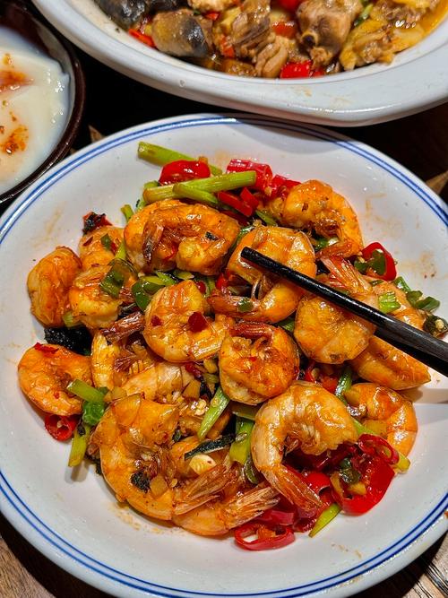 湘菜餐饮,传承与创新中的魅力与挑战(湘菜餐饮的优劣势) 湘菜餐饮,传承与创新中的魅力与挑战(湘菜餐饮的优劣势) 饮食拾萃