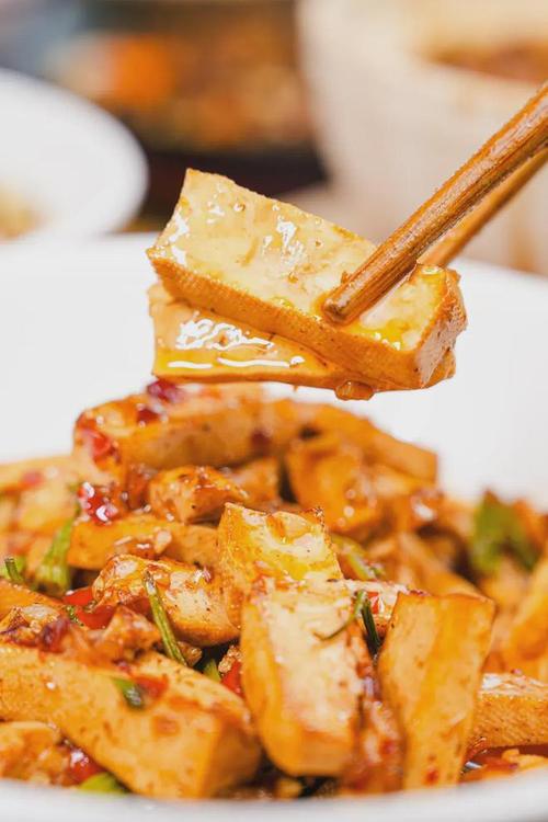 湘菜鸡蛋豆腐,一dish香飘四溢的湖南美食传奇(湘菜鸡蛋豆腐的菜名) 湘菜鸡蛋豆腐,一dish香飘四溢的湖南美食传奇(湘菜鸡蛋豆腐的菜名) 饮食拾萃