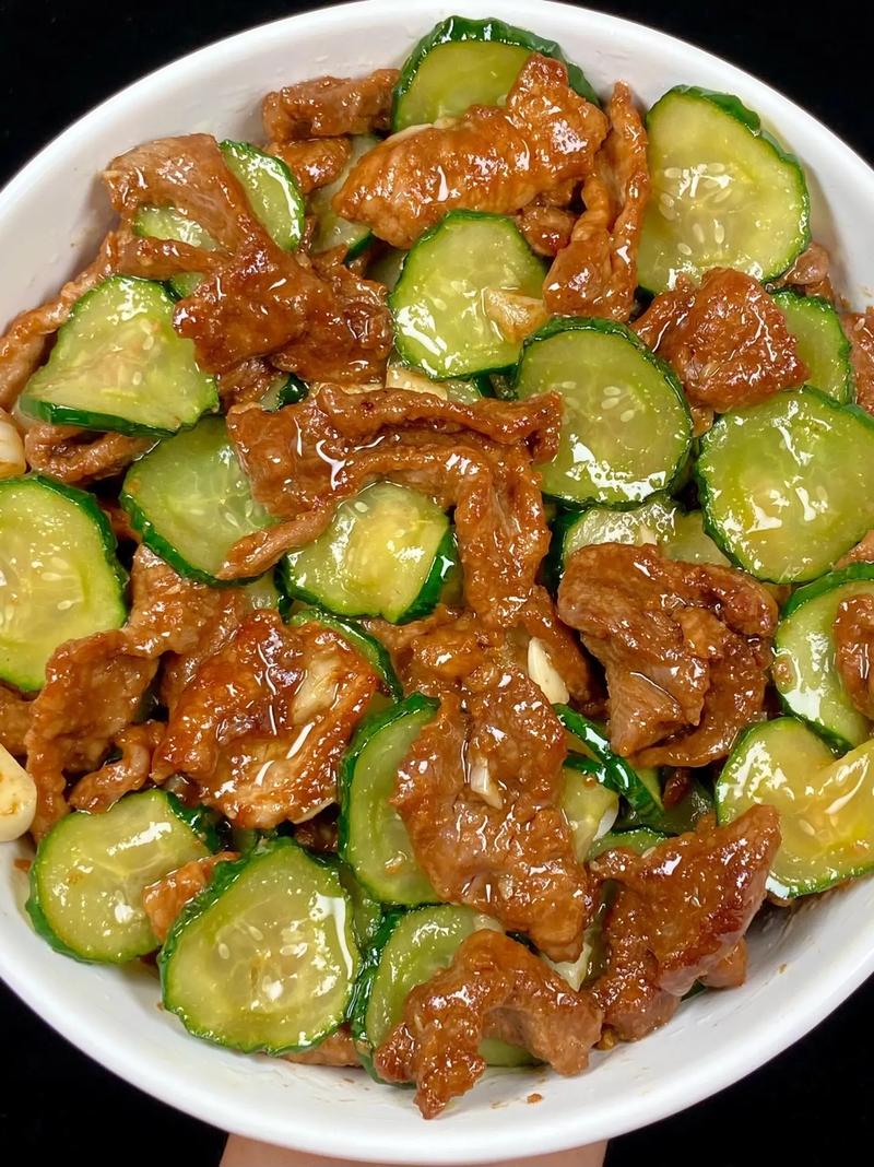 湘菜黄瓜丝炒肉,绿白相映，鲜香扑鼻的视觉与味觉盛宴(湘菜黄瓜丝炒肉图片) 湘菜黄瓜丝炒肉,绿白相映，鲜香扑鼻的视觉与味觉盛宴(湘菜黄瓜丝炒肉图片) 饮食拾萃
