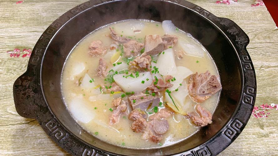 猪腿骨炖萝卜湘菜,营养滋补，传承家乡味道(猪腿骨炖萝卜湘菜) 猪腿骨炖萝卜湘菜,营养滋补，传承家乡味道(猪腿骨炖萝卜湘菜) 饮食拾萃