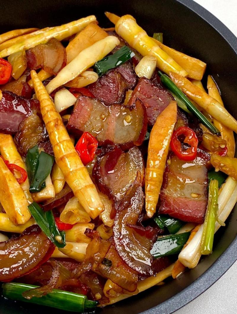 腊肉竹笋家常做法，湘菜大餐中的独特风味(腊肉竹笋家常做法湘菜大餐) 腊肉竹笋家常做法，湘菜大餐中的独特风味(腊肉竹笋家常做法湘菜大餐) 饮食拾萃