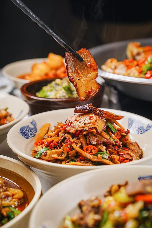 舌尖上的潇湘_探寻湖南菜的独特魅力(舌尖上的潇湘菜店) 舌尖上的潇湘_探寻湖南菜的独特魅力(舌尖上的潇湘菜店) 饮食拾萃