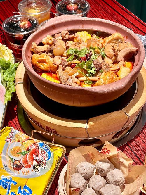萝卜牛腩火锅湘菜馆,舌尖上的湖南风情，暖胃又暖心(萝卜牛腩火锅湘菜馆) 萝卜牛腩火锅湘菜馆,舌尖上的湖南风情，暖胃又暖心(萝卜牛腩火锅湘菜馆) 饮食拾萃