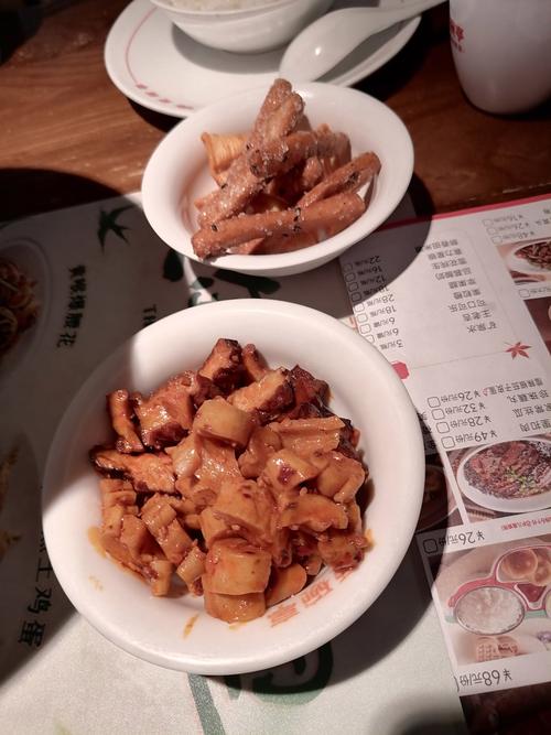 品味京城湘韵，北京爱晚亭湘菜馆,传统与创新交融的美食之旅_北京爱晚亭湘菜馆 品味京城湘韵，北京爱晚亭湘菜馆,传统与创新交融的美食之旅_北京爱晚亭湘菜馆 饮食拾萃