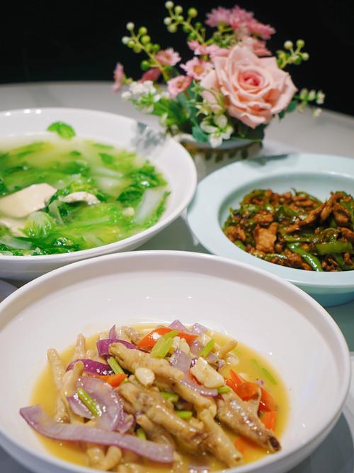 昆明开湘菜馆,机遇与挑战并存，前景广阔_昆明开湘菜馆好做吗 昆明开湘菜馆,机遇与挑战并存，前景广阔_昆明开湘菜馆好做吗 饮食拾萃