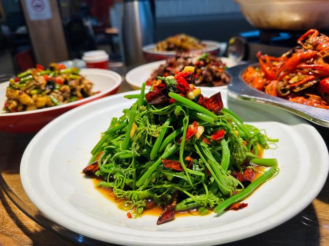 湘味飘香,湖南美食湘菜的魅力与做法探秘_湖南美食湘菜的做法大全 湘味飘香,湖南美食湘菜的魅力与做法探秘_湖南美食湘菜的做法大全 饮食拾萃