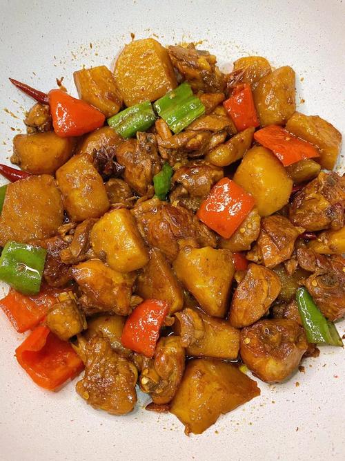 湘菜土豆炒鸡腿肉,香辣诱人，回味无穷_湘菜版土豆炒鸡腿肉 湘菜土豆炒鸡腿肉,香辣诱人，回味无穷_湘菜版土豆炒鸡腿肉 饮食拾萃