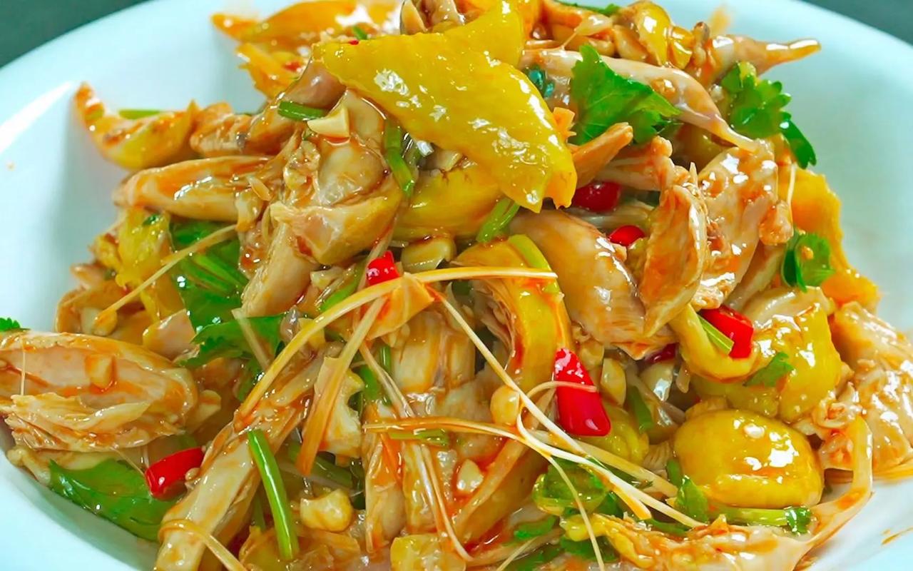 湘菜招牌_脆皮手撕鸡,诱人色泽，鲜美口感，传承湘味经典_湘菜招牌脆皮手撕鸡图片 湘菜招牌_脆皮手撕鸡,诱人色泽，鲜美口感，传承湘味经典_湘菜招牌脆皮手撕鸡图片 饮食拾萃