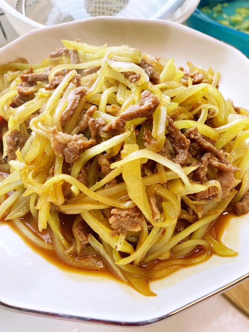 湘菜牛肉青笋丝,传统与创新交融的美食佳肴(湘菜牛肉青笋丝的做法) 湘菜牛肉青笋丝,传统与创新交融的美食佳肴(湘菜牛肉青笋丝的做法) 饮食拾萃