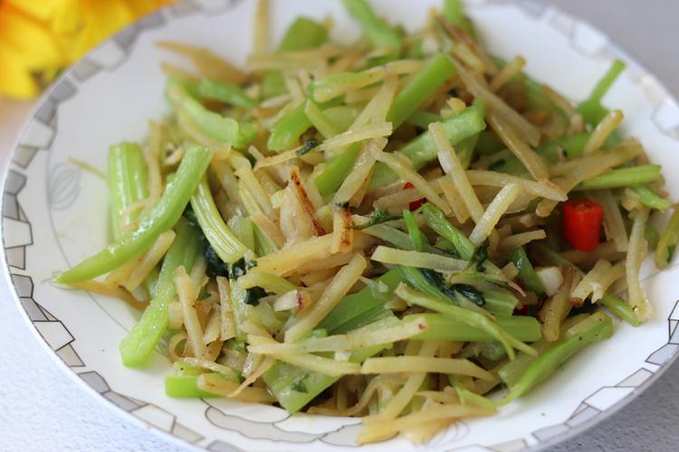 湘菜芹菜土豆丝,地道美食，家的味道_湘菜芹菜土豆丝图片大全 湘菜芹菜土豆丝,地道美食，家的味道_湘菜芹菜土豆丝图片大全 饮食拾萃