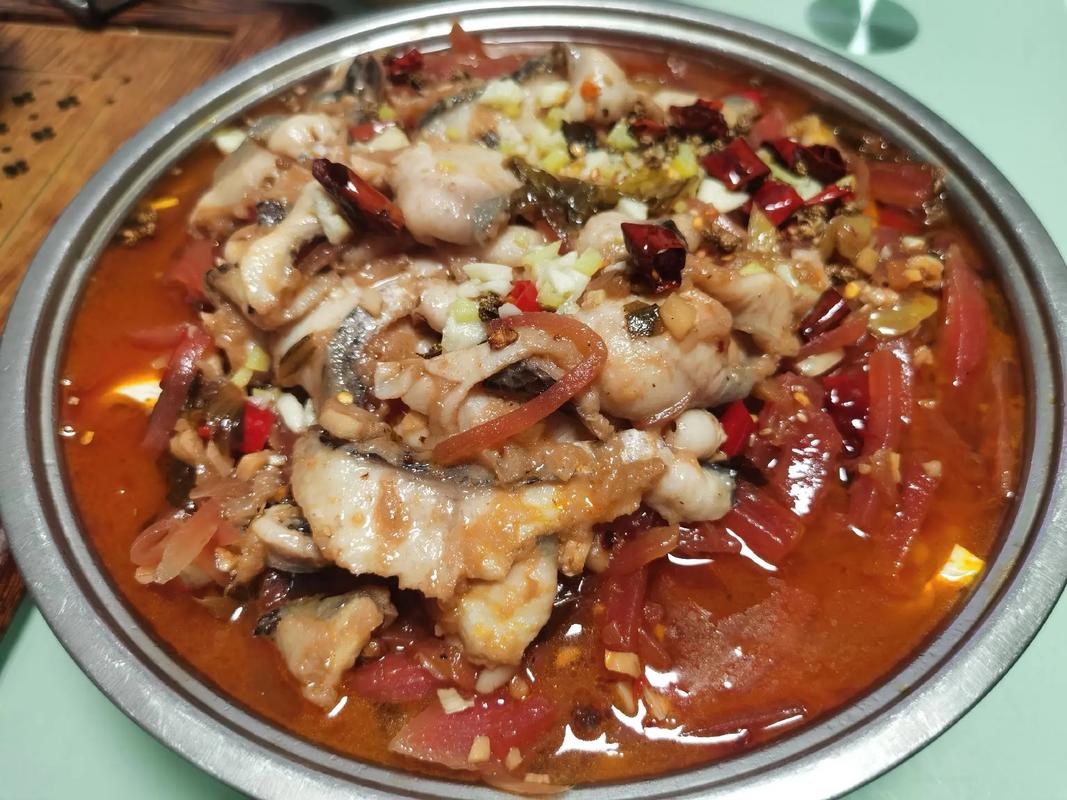 湘菜豆腐小鱼,味蕾上的乡愁，一场美食的视觉与味觉盛宴_湘菜豆腐小鱼的做法大全 湘菜豆腐小鱼,味蕾上的乡愁，一场美食的视觉与味觉盛宴_湘菜豆腐小鱼的做法大全 饮食拾萃