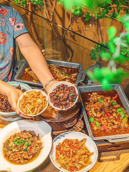 湘菜馆,美食飘香，国内外现状与展望_湘菜馆国内外现状分析 湘菜馆,美食飘香，国内外现状与展望_湘菜馆国内外现状分析 饮食拾萃
