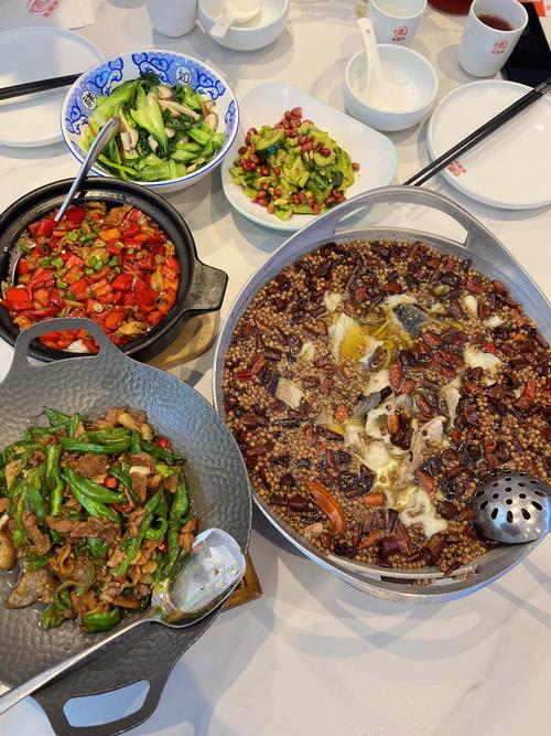 王府井美食团购湘菜餐厅,舌尖上的湖南风情，尽在一步之遥_王府井美食团购湘菜餐厅 王府井美食团购湘菜餐厅,舌尖上的湖南风情，尽在一步之遥_王府井美食团购湘菜餐厅 饮食拾萃