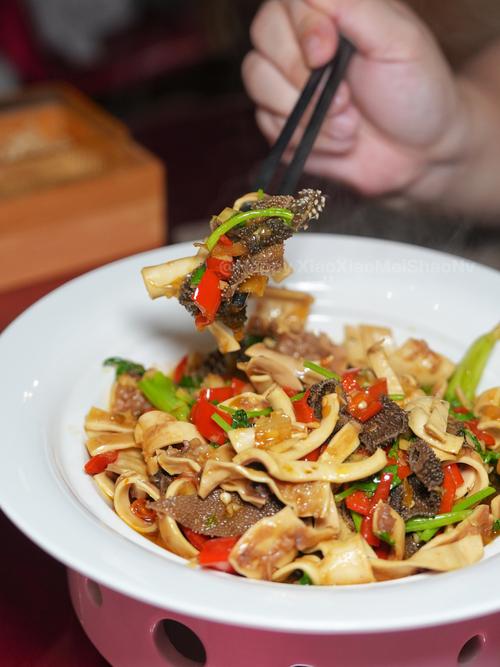 探寻湖南湘菜馆的招牌菜,味蕾上的湘江之韵_湖南湘菜馆的招牌菜 探寻湖南湘菜馆的招牌菜,味蕾上的湘江之韵_湖南湘菜馆的招牌菜 饮食拾萃