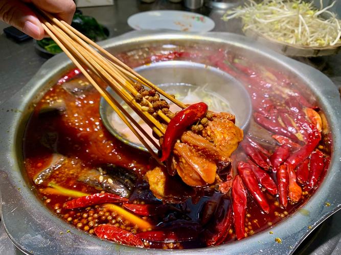 洪山区川湘美食地图,探寻地道风味，介绍味蕾盛宴_洪山区好吃的川湘菜店 洪山区川湘美食地图,探寻地道风味，介绍味蕾盛宴_洪山区好吃的川湘菜店 饮食拾萃