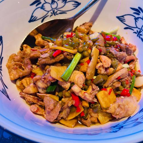 湘菜之韵,舌尖上的辣椒情缘_湘菜有点辣 专注湘菜 湘菜之韵,舌尖上的辣椒情缘_湘菜有点辣 专注湘菜 饮食拾萃