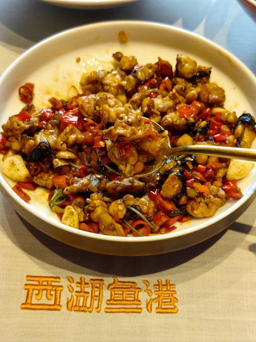 湘菜大师的匠心独运_介绍湘菜中的一百道经典之作_湘菜大师一百道湘菜 湘菜大师的匠心独运_介绍湘菜中的一百道经典之作_湘菜大师一百道湘菜 饮食拾萃