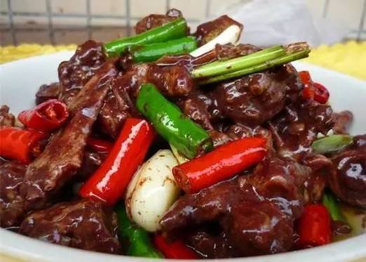 湘菜师傅匠心独运，永州血鸭飘香四溢_湘菜师傅做永州血鸭怎么样 湘菜师傅匠心独运，永州血鸭飘香四溢_湘菜师傅做永州血鸭怎么样 饮食拾萃