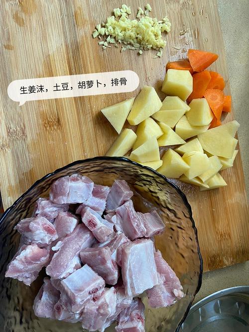 湘菜排骨烧油豆腐,地道的家常美味，家的味道就在这一锅_湘菜排骨烧油豆腐视频教程 湘菜排骨烧油豆腐,地道的家常美味，家的味道就在这一锅_湘菜排骨烧油豆腐视频教程 饮食拾萃