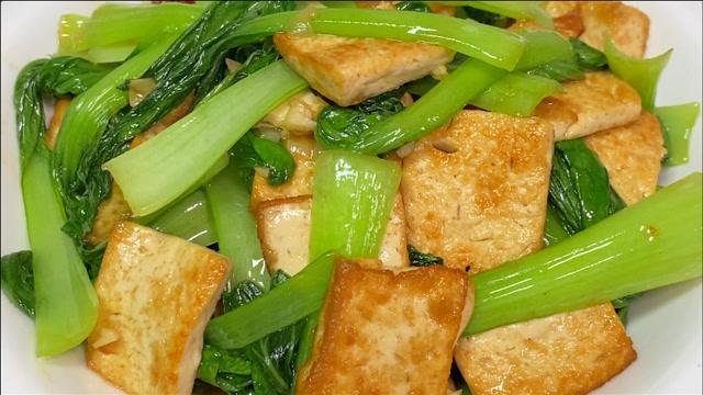 湘菜经典_青菜烧豆腐的烹饪艺术_湘菜青菜烧豆腐怎么做 湘菜经典_青菜烧豆腐的烹饪艺术_湘菜青菜烧豆腐怎么做 饮食拾萃