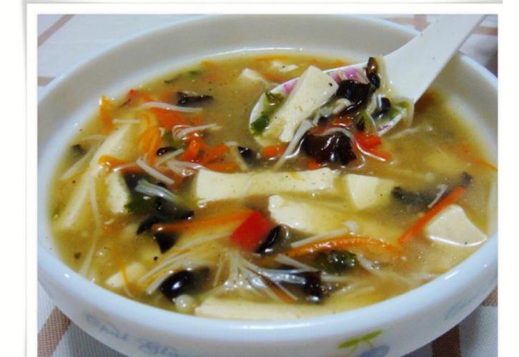 湘菜酸辣豆腐汤,酸辣鲜香，暖胃又养颜的佳肴_湘菜酸辣豆腐汤的做法视频 湘菜酸辣豆腐汤,酸辣鲜香，暖胃又养颜的佳肴_湘菜酸辣豆腐汤的做法视频 饮食拾萃