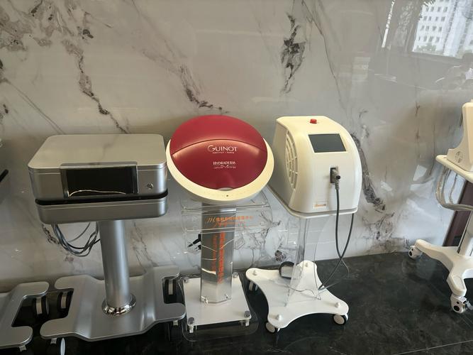 美容仪器与手法美容,技术革新与专业传承的碰撞_美容仪器和手法美容的区别 美容仪器与手法美容,技术革新与专业传承的碰撞_美容仪器和手法美容的区别 美容塑身