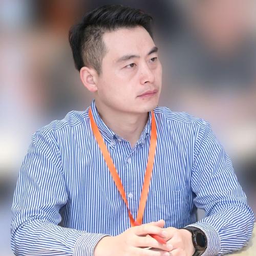 美容仪器界的领军人物_王飞,创新与技术的完美融合_美容仪器王飞简历 美容仪器界的领军人物_王飞,创新与技术的完美融合_美容仪器王飞简历 美容塑身
