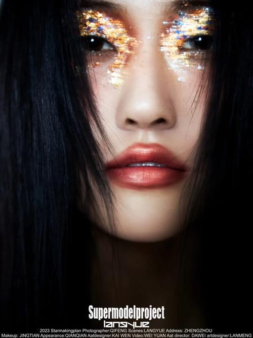 创意时尚彩妆画报,探寻色彩与艺术的完美融合 创意时尚彩妆画报,探寻色彩与艺术的完美融合 日用科普
