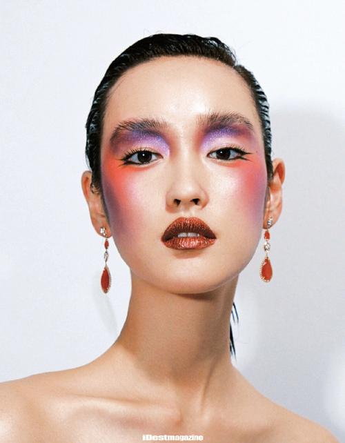 国际时尚彩妆百科大全,介绍时尚彩妆的魅力与奥秘 国际时尚彩妆百科大全,介绍时尚彩妆的魅力与奥秘 饮食拾萃