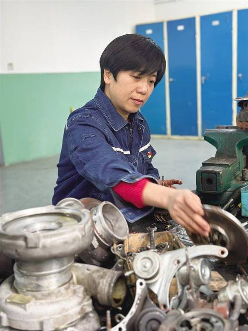 美容仪器机维修工,守护美丽背后的守护者 美容仪器机维修工,守护美丽背后的守护者 饮食拾萃