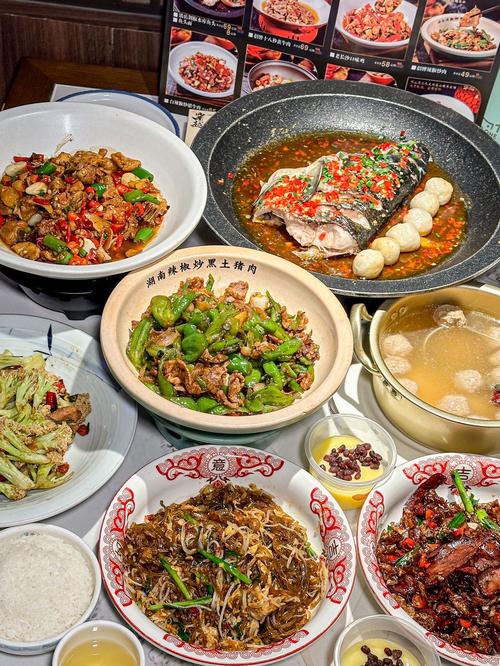 布吉湘菜聚餐,品味湘韵，共享团圆时光_布吉湘菜聚餐 布吉湘菜聚餐,品味湘韵，共享团圆时光_布吉湘菜聚餐 饮食拾萃